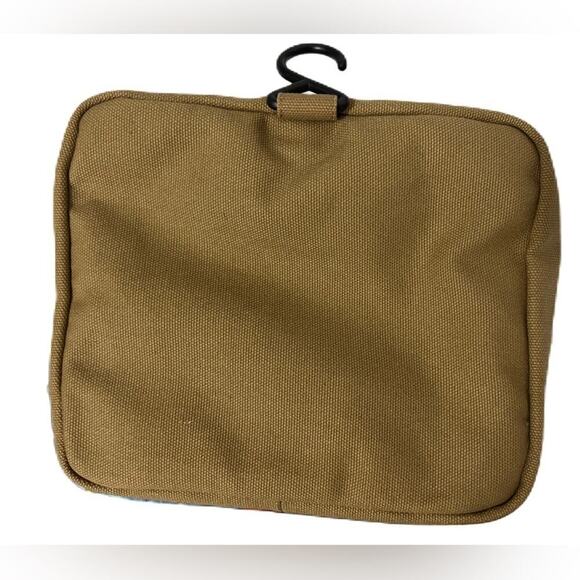 ME‎ Modern Expressions Unisex Khaki Travel Bag - Picture 2 of 6